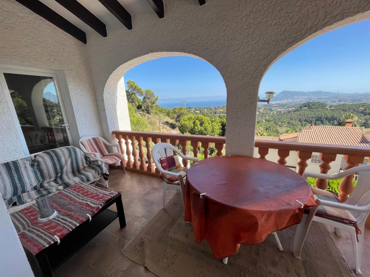 Large Chalet With Private Pool Альтеа Экстерьер фото